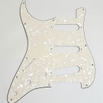 Pickguard - Parchment Pearloid Left Handed Stratocaster Pickguard 3-Ply